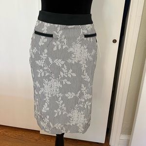 Margaret M Bijou Skirt. Size XS.